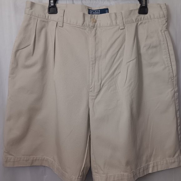 Ralph Lauren POLO by Ralph Lauren TYLER SHORT Two-pleat chino shorts, short pants, men's size W33 cotton ivory Vintage Second Hand main image 0